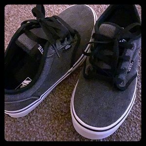 Kids van shoes size 4